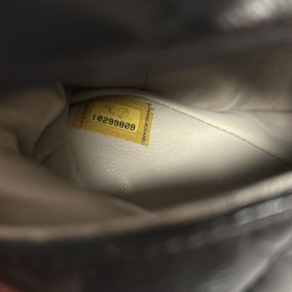 AUTHENTIC VINTAGE CHANEL BLACK LAMBSKIN SINGLE SILVER CHAIN FLAP BAG - Picture 3 of 10